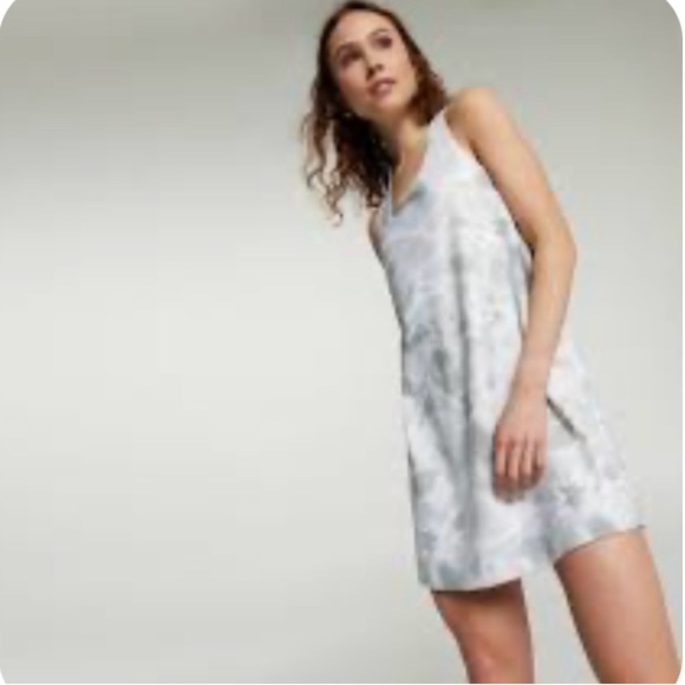 NWT CALIA By Carrie Underwood Aquatic Energize Exercise Dress